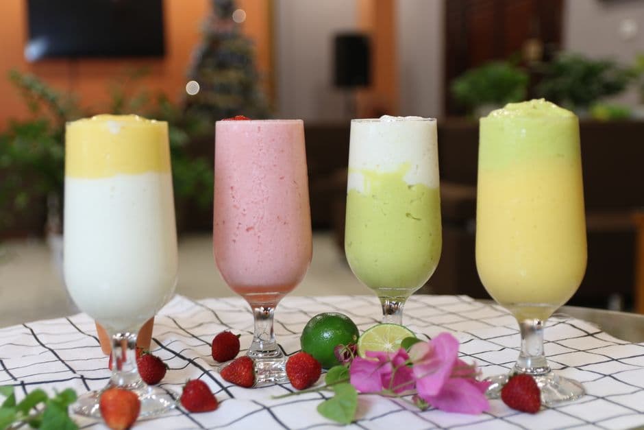 Смузи творожный медово-молочный — фото блюда